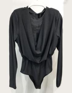 Женский боди с длинными рукавами и воротником-хомутом в черном цвете Venti6