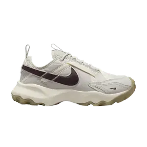 Кроссовки Nike Wmns TC 7900, кремовый