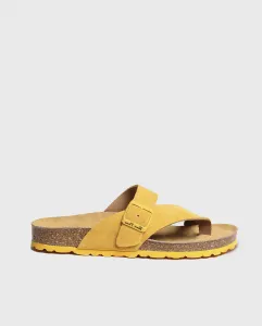 Женские открытые замшевые сандалии на плоской подошве однотонных тонов Toni Pons, желтый