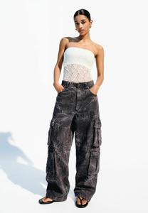 Топ BANDEAU NECKLINE Bershka, бежевый