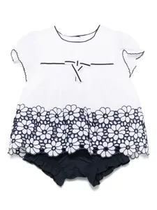 Комплект из топа и шортов с цветочной вышивкой Patachou, синий