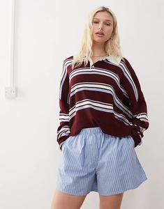 Свободные шорты в будни в синюю полоску