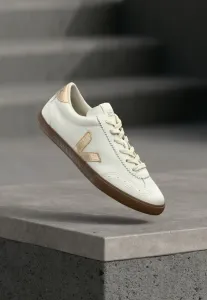 Тренеры для волейбола Veja, White/Platine-Coloured/Bark