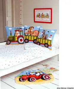 Подушка для вышивки крестом "Трактор", готовый рисунок для вышивки Vervaco