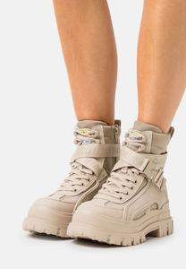 Ботильоны на шнуровке Buffalo VEGAN ASPHA, цвет Beige