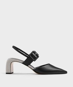 Двухцветные туфли-лодочки с пряжкой и острым носком.