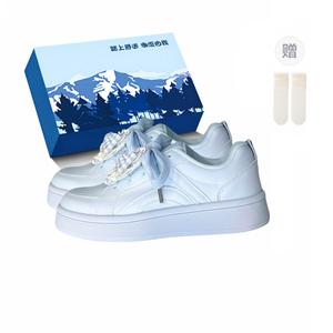 Fawn Miri Женские скейтерские кеды Low Top с ограниченным тиражом в синем цвете с бантиком, в эксклюзивной коробке, в комплекте с носками