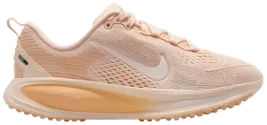 Кроссовки Nike Vomero 18 GS, розовый