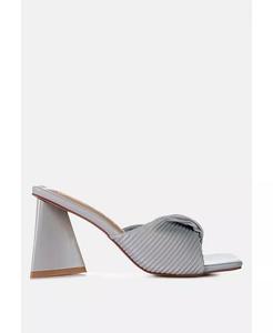 Сандалии Cupid Kiss со складками и закрученными ремешками London Rag, серый