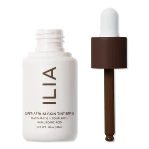 Суперсыворотка для лица с SPF 40 ILIA, Lovina ST19 (extra deep with neutral undertones)