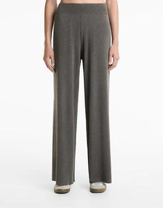 Трикотажные брюки прямого кроя Oysho Washed цвета антрацита.