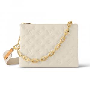 Сумка Louis Vuitton Coussin PM, светло-бежевый