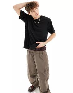 Хлопок: футболка свободного кроя черного цвета Cotton:On