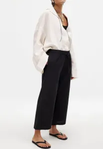 Зауженные укороченные брюки на шнуровке Na-Kd, Black