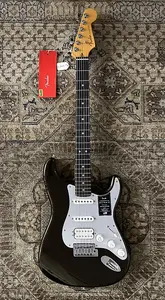 Fender American Ultra II Stratocaster HSS в цвете Texas Tea с накладкой из эбенового дерева, жестким кейсом и профессиональной настройкой