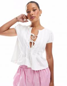 Топ с завязками спереди ASOS DESIGN кремового цвета со складками