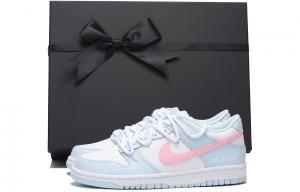 Кроссовки Nike Dunk Skateboarding Shoes Women's Low-top Ultra Blue/Fire Orchid, синий