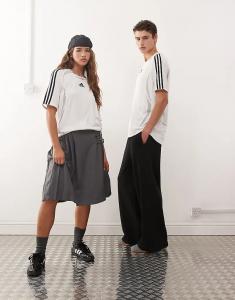 Белая футболка Adidas Originals Temageist