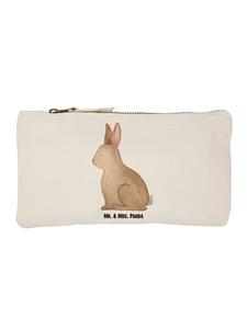 Mr. & Mrs. Panda Человек-пенал, кролик, сидящий безмолвно, в белом