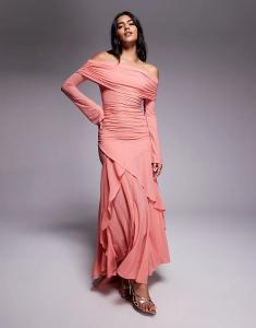Платье макси из эластичного шифона ASOS DESIGN с длинными рукавами, открытыми плечами и оборкой по низу кораллового цвета