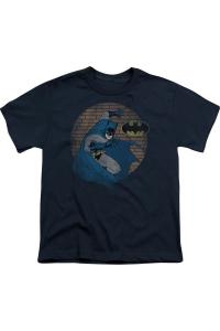 Футболка с коротким рукавом для детей "Бэтмен в свете прожекторов" Gildan, темно-синий