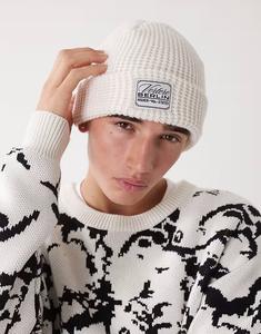 Шапочка Higher States бежевого цвета Vertere Berlin