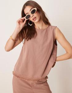 Топ из льняной смеси с кисточками по низу, цвет мокко Asos Design
