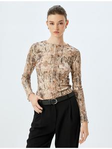 Коричневая футболка с рисунком KOTON