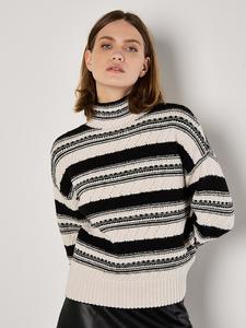 Apricot Свитер бело-черного цвета