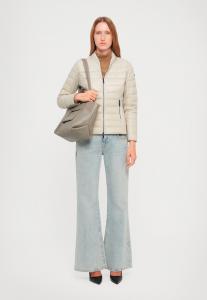 Сумка Armani Exchange MEDIUM SHOPPING BAG, Brown Bass/Beige