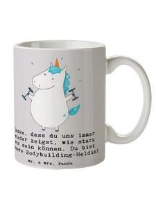 Кружка с изображением тренера по бодибилдингу и надписью пастельно-серого цвета. Mr. & Mrs. Panda