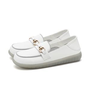 Повседневные однобортные туфли женские FOXER, Ecru