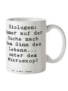 Кружка с микроскопом биолога и надписью на белом фоне Mr. & Mrs. Panda