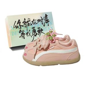 JimiXiong Женские низкие скейтерские кеды в розовой коробке, цвет Pink Shoe Box