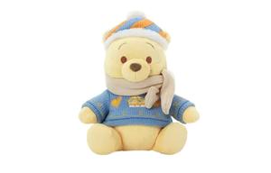 Кукла плюшевая Winnie 2023 Winter Winnie The Pooh And Friends Collection высота 22см Disney