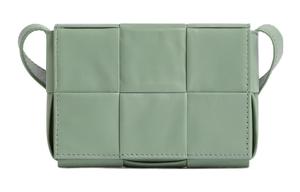 Bottega Veneta Сумка-кроссбод из телячьей кожи миниатюрная прямоугольная наплечная женская шалфейного цвета