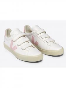 Veja Кожаные кроссовки с логотипом "Ресифе" белого цвета