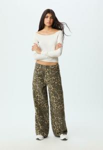 Топ Stradivarius OFF-THE-SHOULDER, Beige