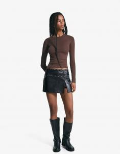 Длинный топ Bershka коричневого цвета