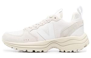 Кроссовки Venturi Hexamesh на шнуровке Veja