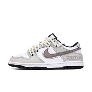 Кроссовки Nike Dunk Liberalism, Unisex, серый/белый/коричневый (Размер EUR 39)