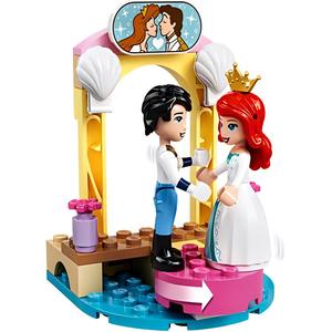 Конструктор Disney Ariel's Celebration Boat пластиковый, 114 деталей LEGO