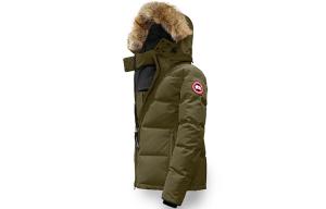 Пуховик зимний женский армейский зеленый Canada Goose