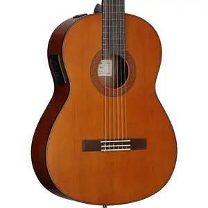 Классическая акустико-электрическая гитара Yamaha CGX122MC с кедровой декой, натуральный цвет