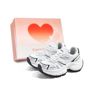 Низкие массивные кроссовки женские серебристые SAFIYA, Silver Heart Box