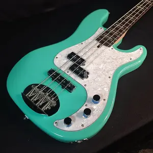 Lakland Skyline 44-64 Винтажный P Bass Custom Limited Sea Foam Bass