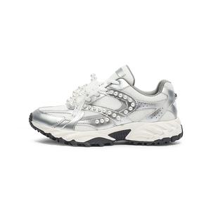 Низкие массивные кроссовки женские Coup De Foudre, Silver/White