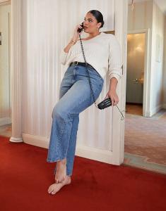 Удобные эластичные джинсы прямого кроя средне-синего цвета ASOS