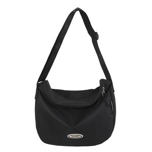 Deli Bear Нейлоновая сумка через плечо большого размера унисекс черно-зеленая, Pure Black