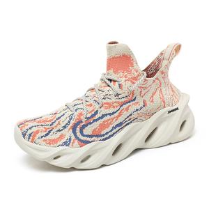 King Jinmai Антискользящие износостойкие дышащие быстросохнущие легкие низкие повседневные кроссовки мужские бежево-оранжевые, цвет Beige Orange